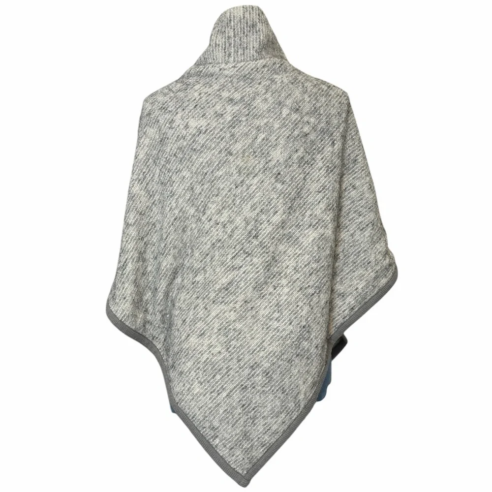 Johnston & Murphy Heather Gray Knit Funnel Neck Poncho One Size Lined